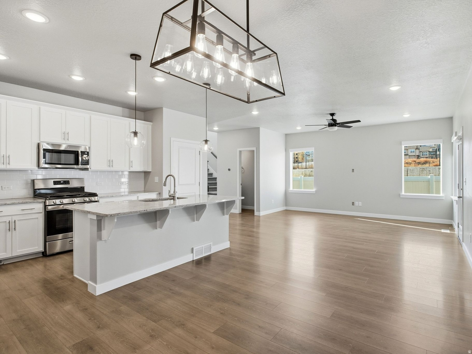 HOLBROOK FARMS - Residential