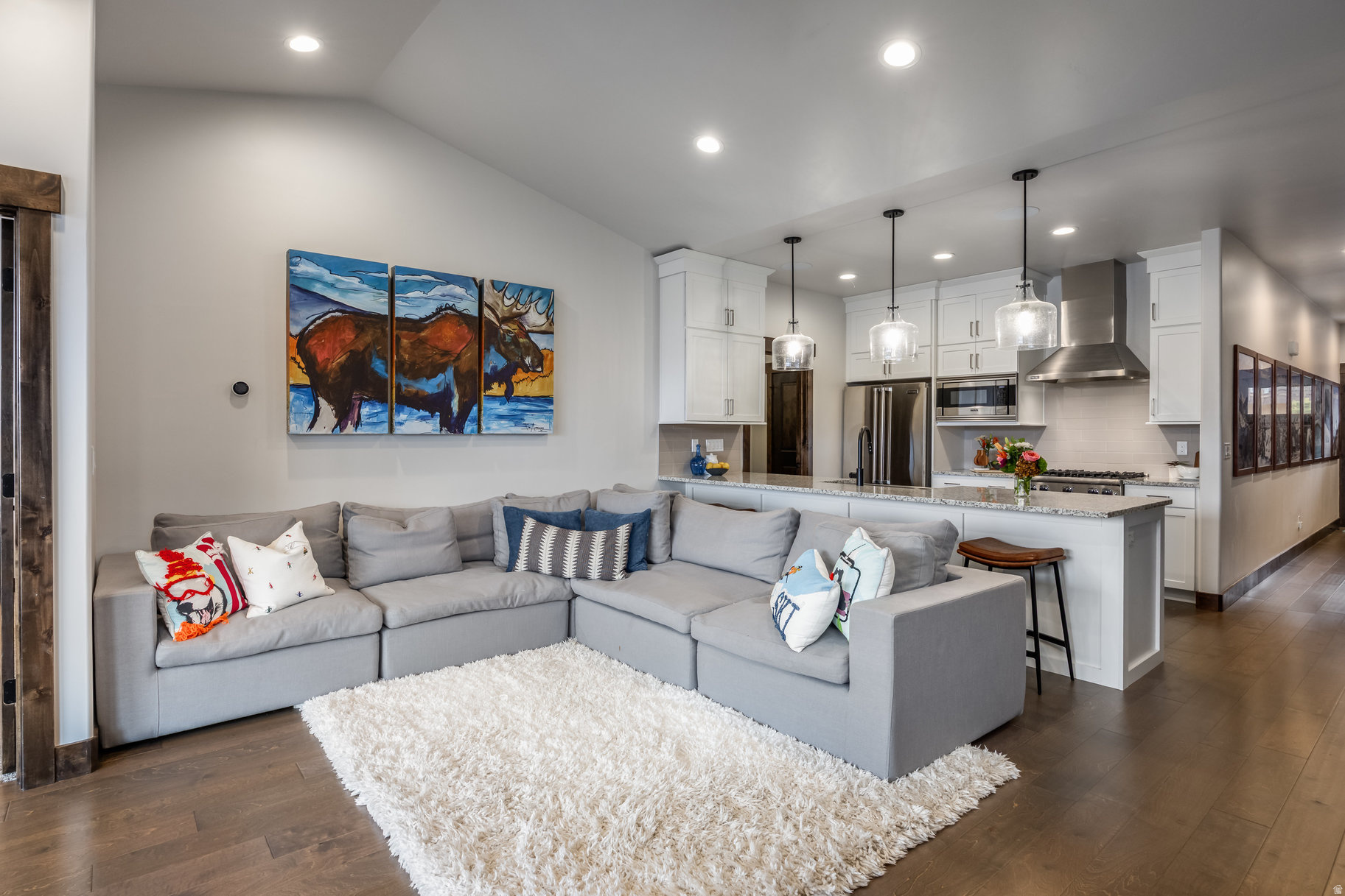 BLACK ROCK RIDGE - Residential