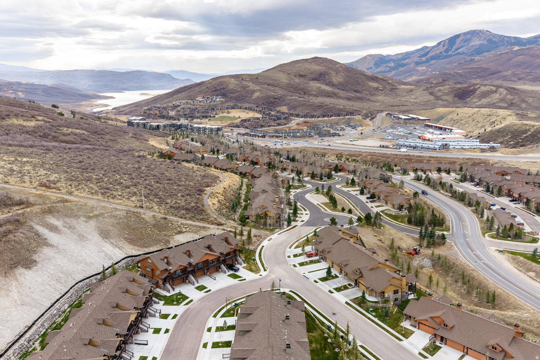 BLACK ROCK RIDGE - Residential