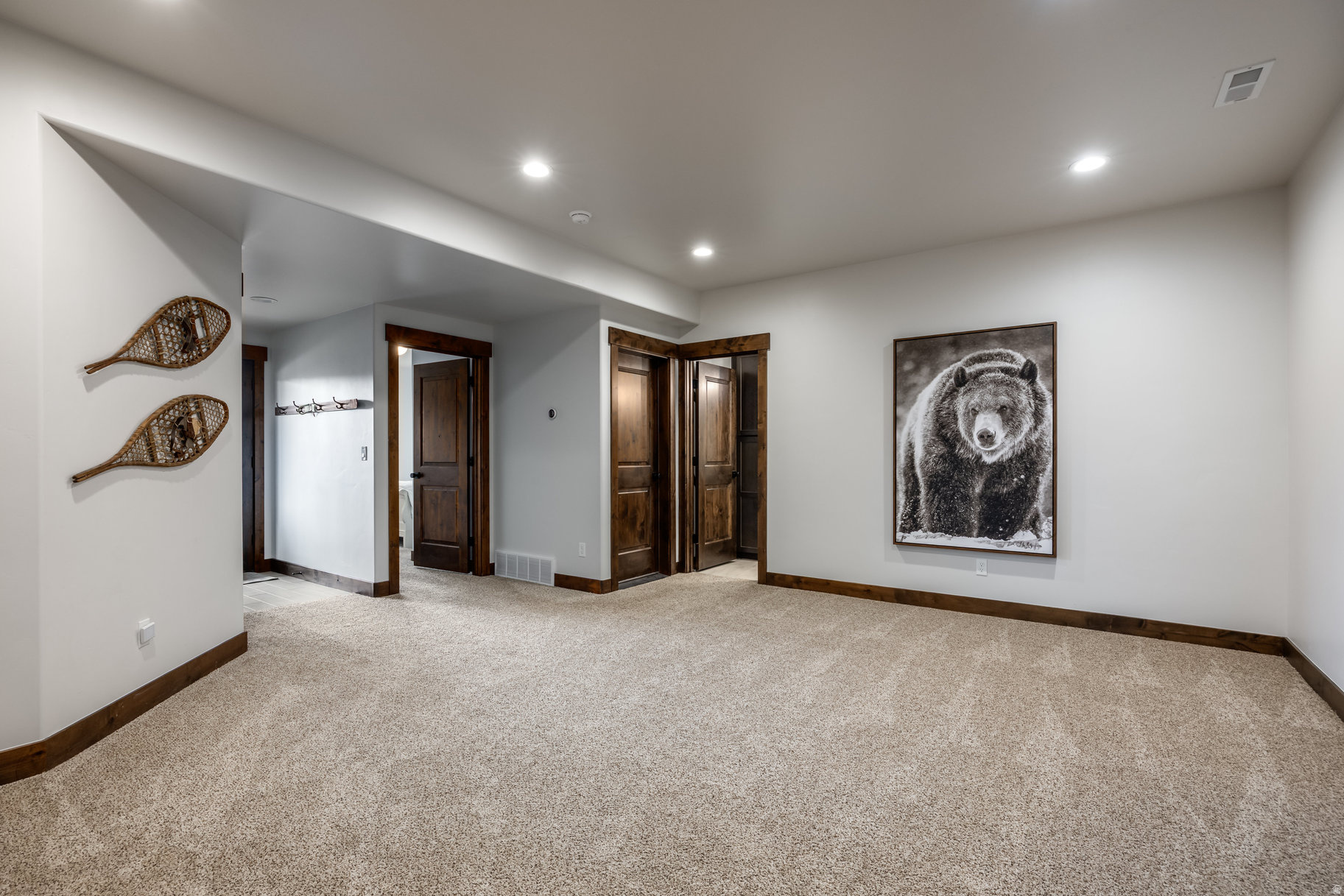 BLACK ROCK RIDGE - Residential