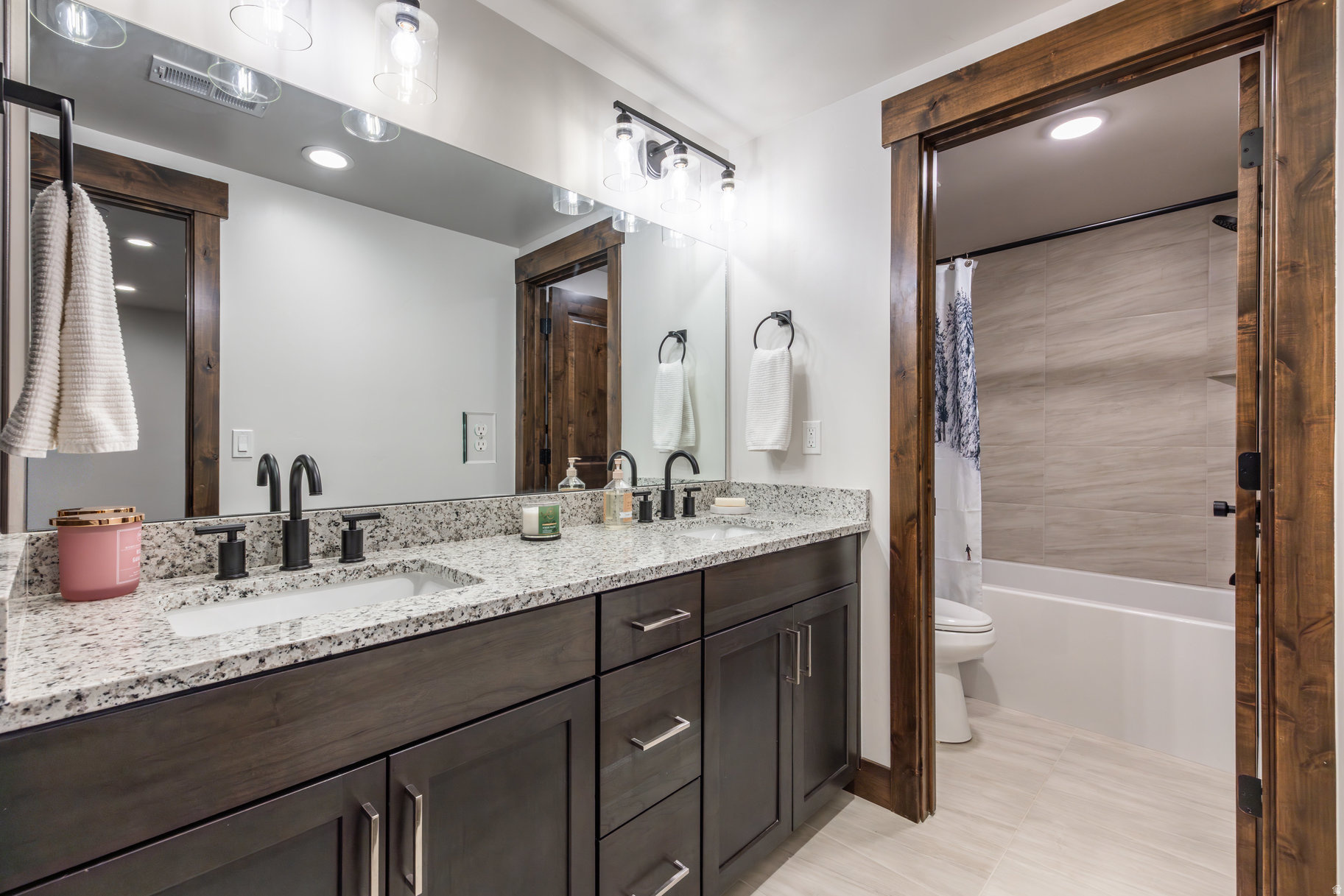 BLACK ROCK RIDGE - Residential