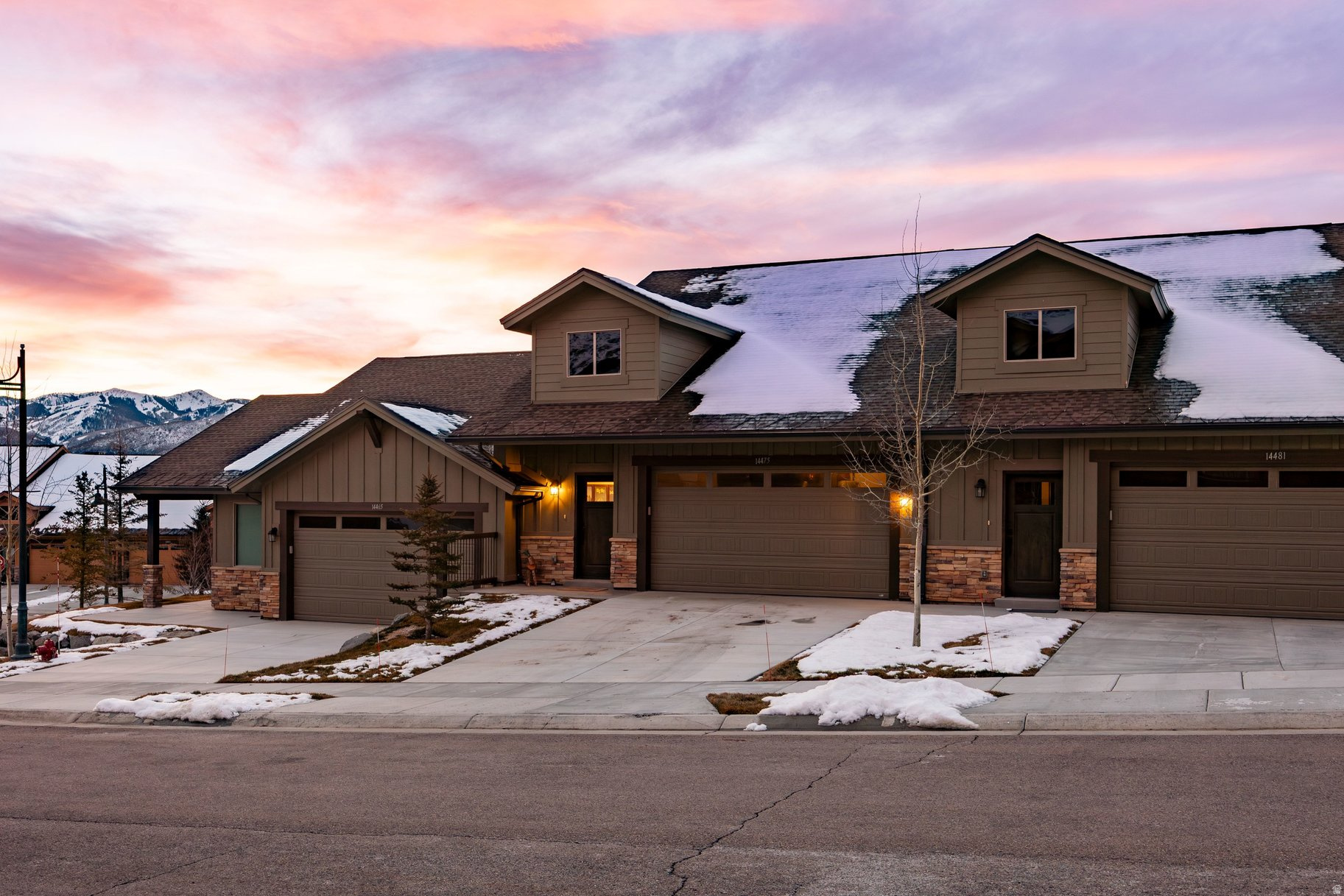 BLACK ROCK RIDGE - Residential