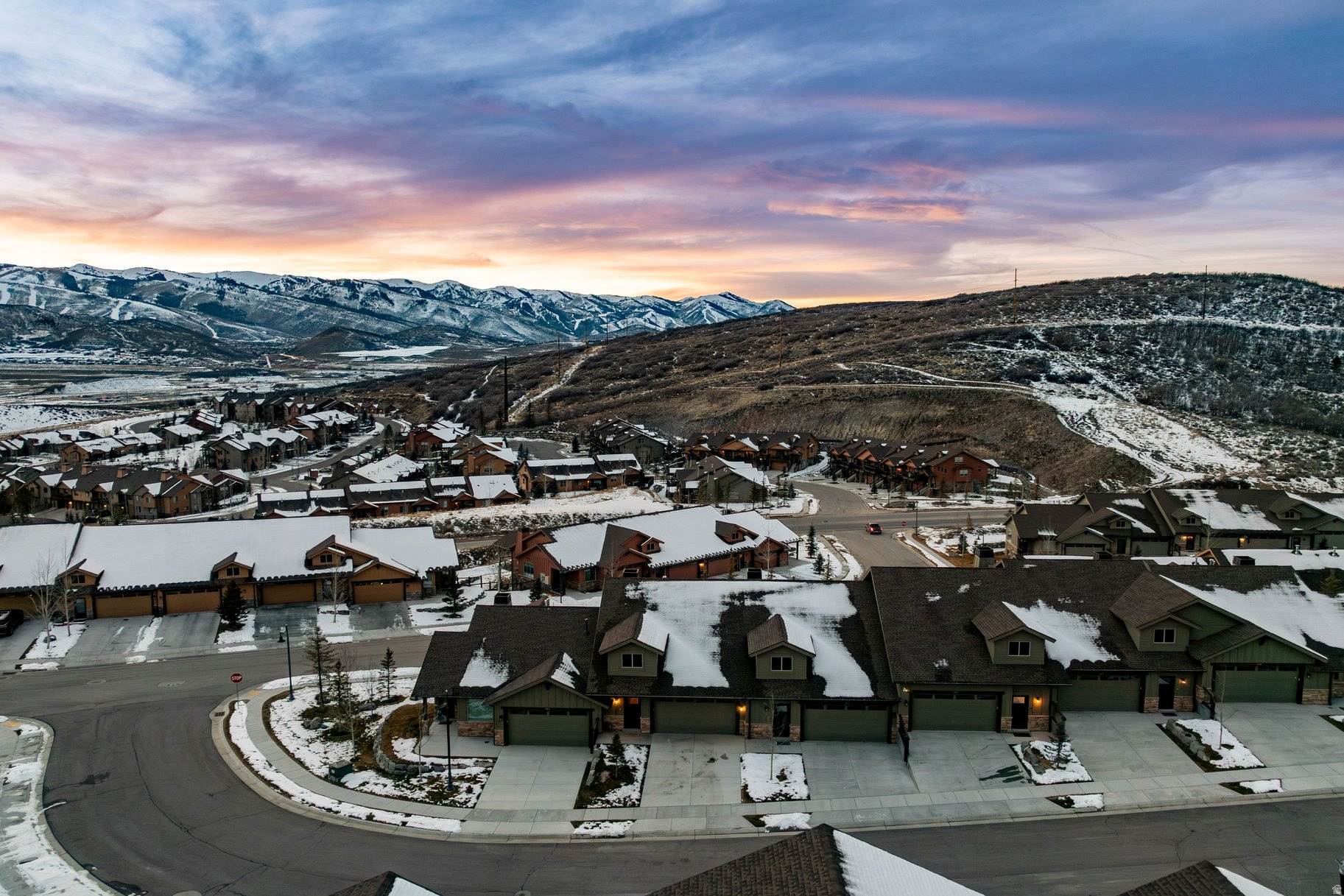 BLACK ROCK RIDGE - Residential