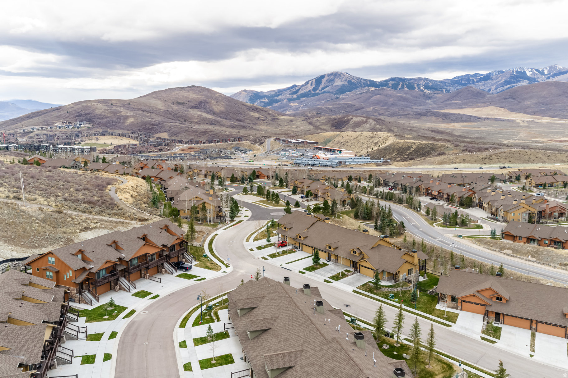 BLACK ROCK RIDGE - Residential