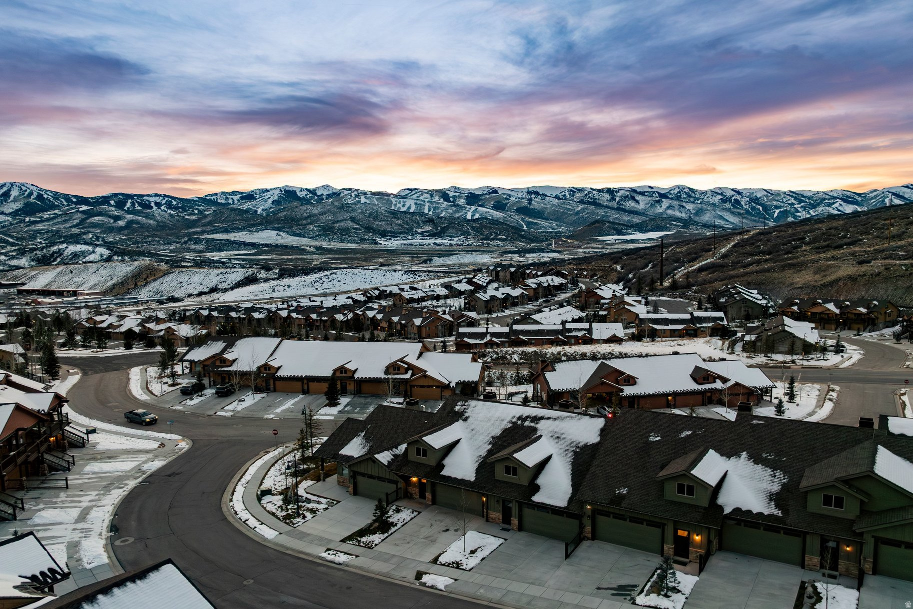 BLACK ROCK RIDGE - Residential