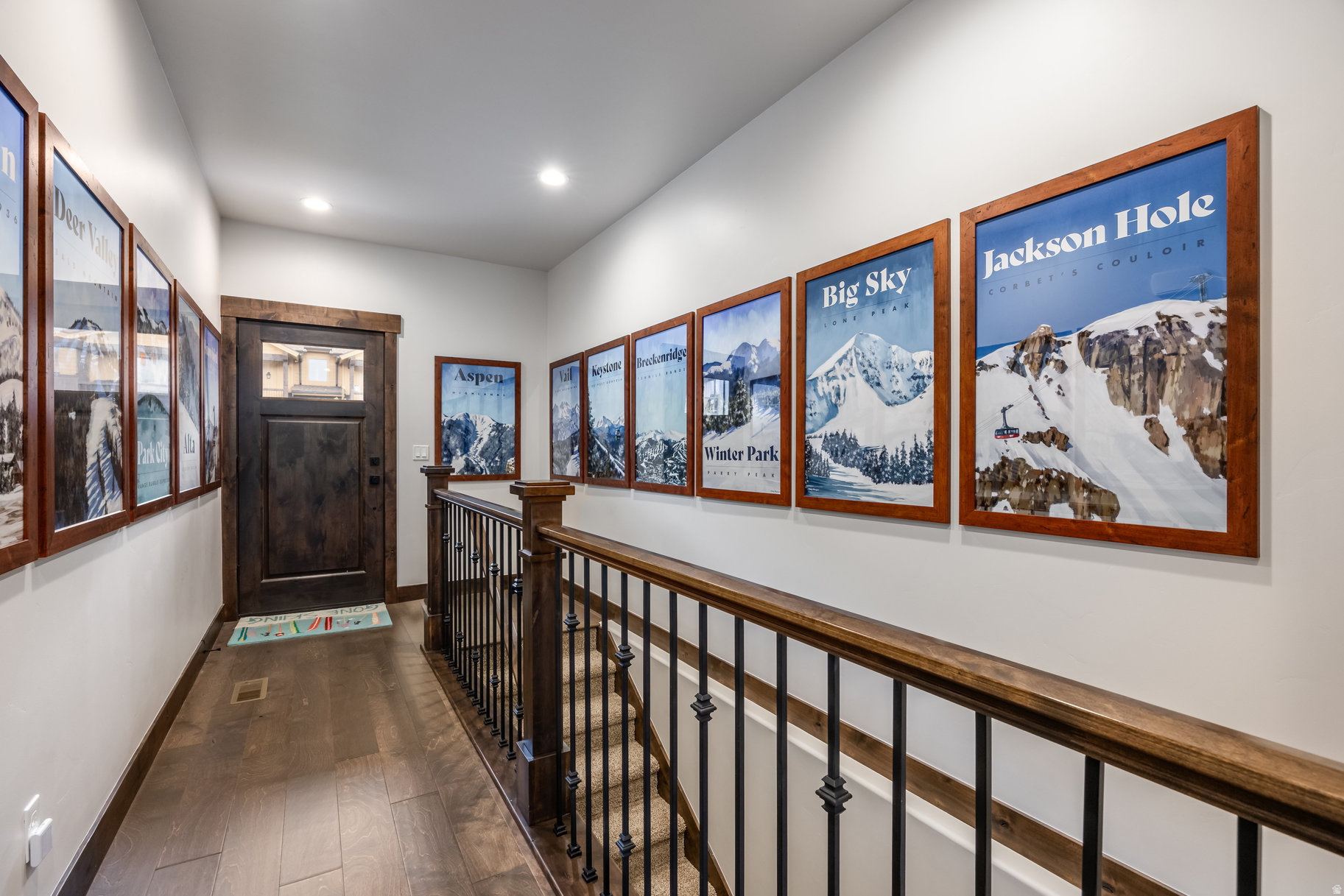 BLACK ROCK RIDGE - Residential