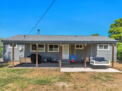 Tiny photo for 5160 S CHARLOTTE AVE W, Salt Lake City, UT 84118 (MLS # 2164786)