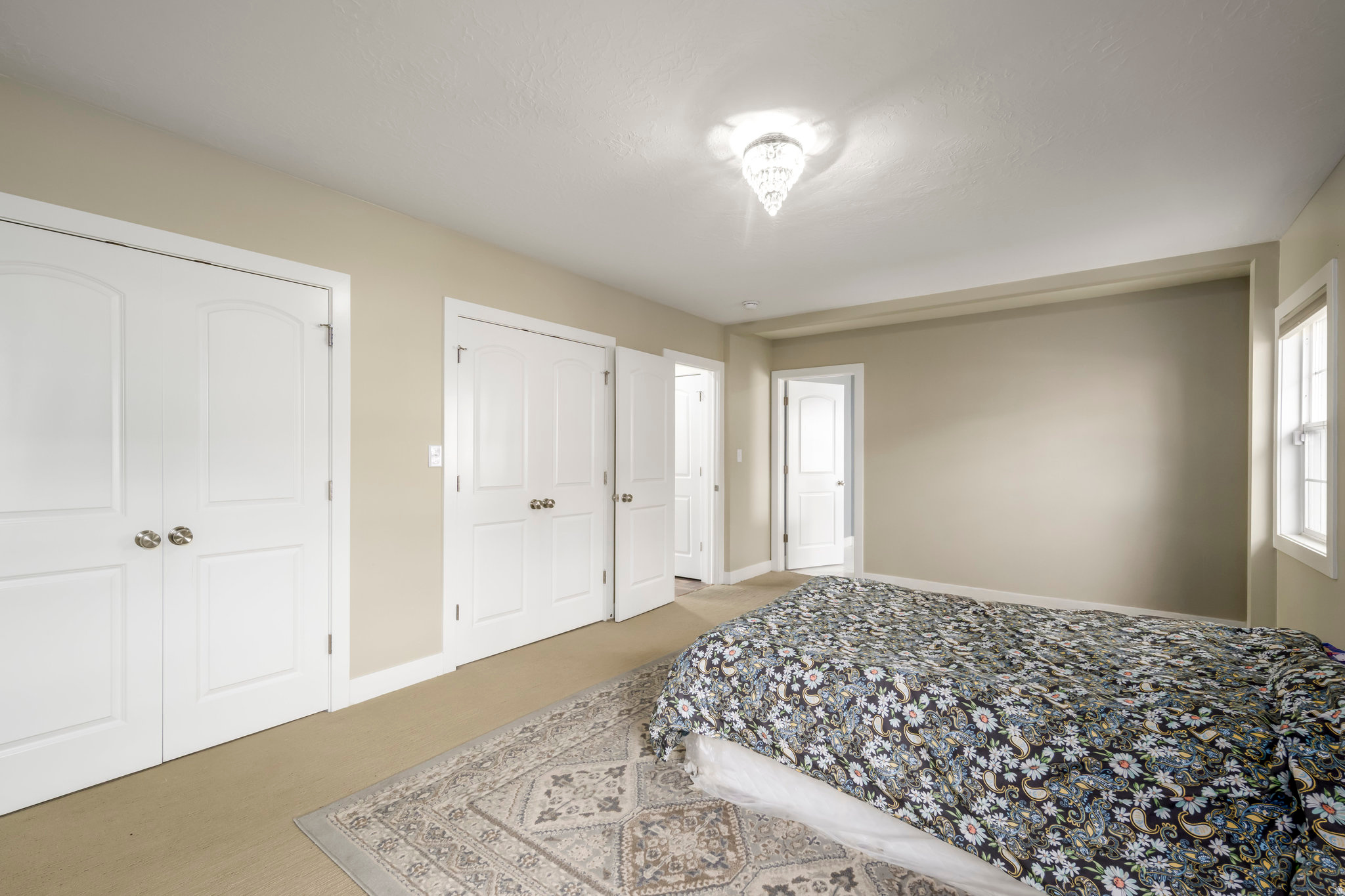 ARLINGTON HEIGHTS - Residential