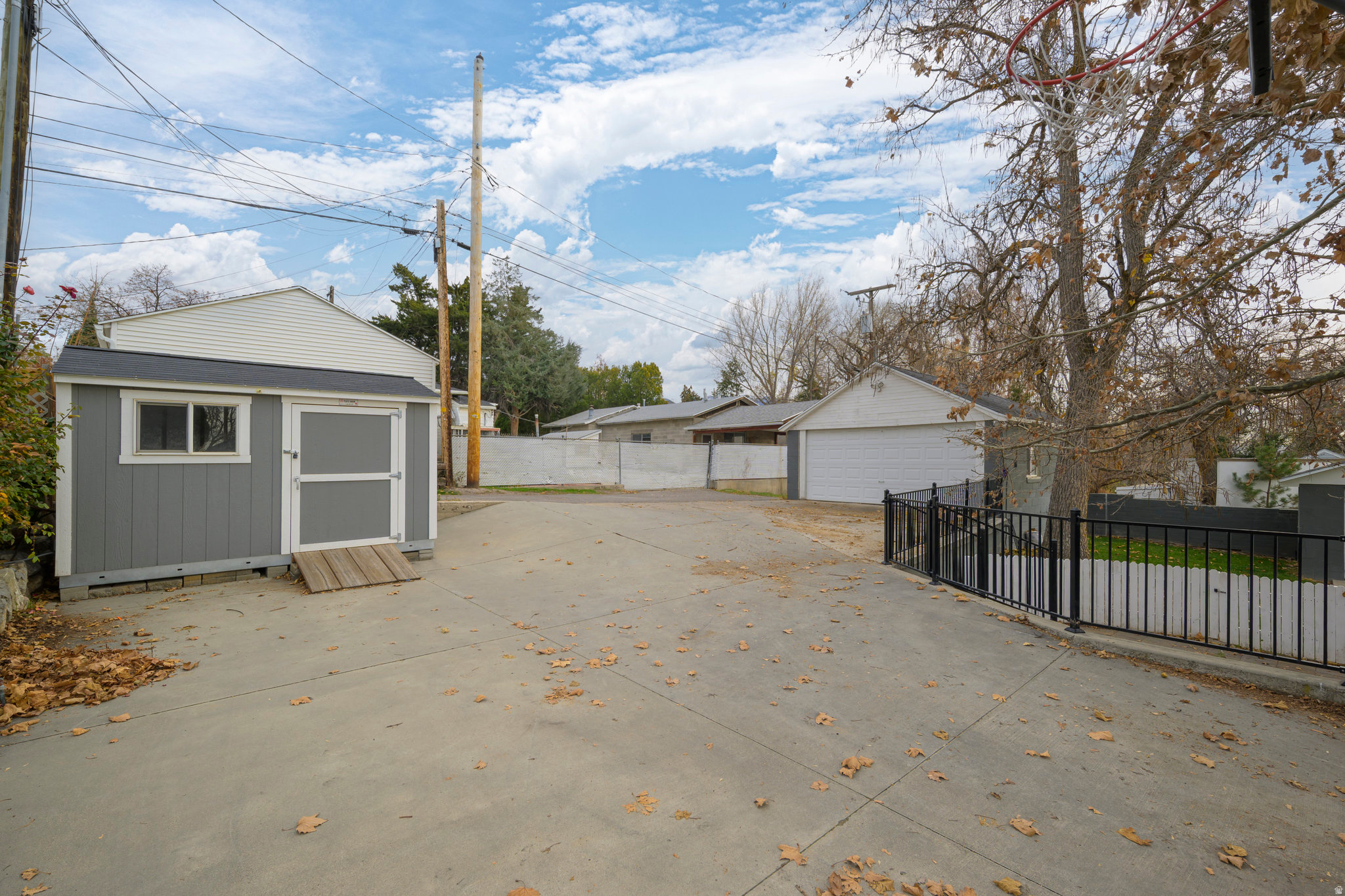 ARLINGTON HEIGHTS - Residential