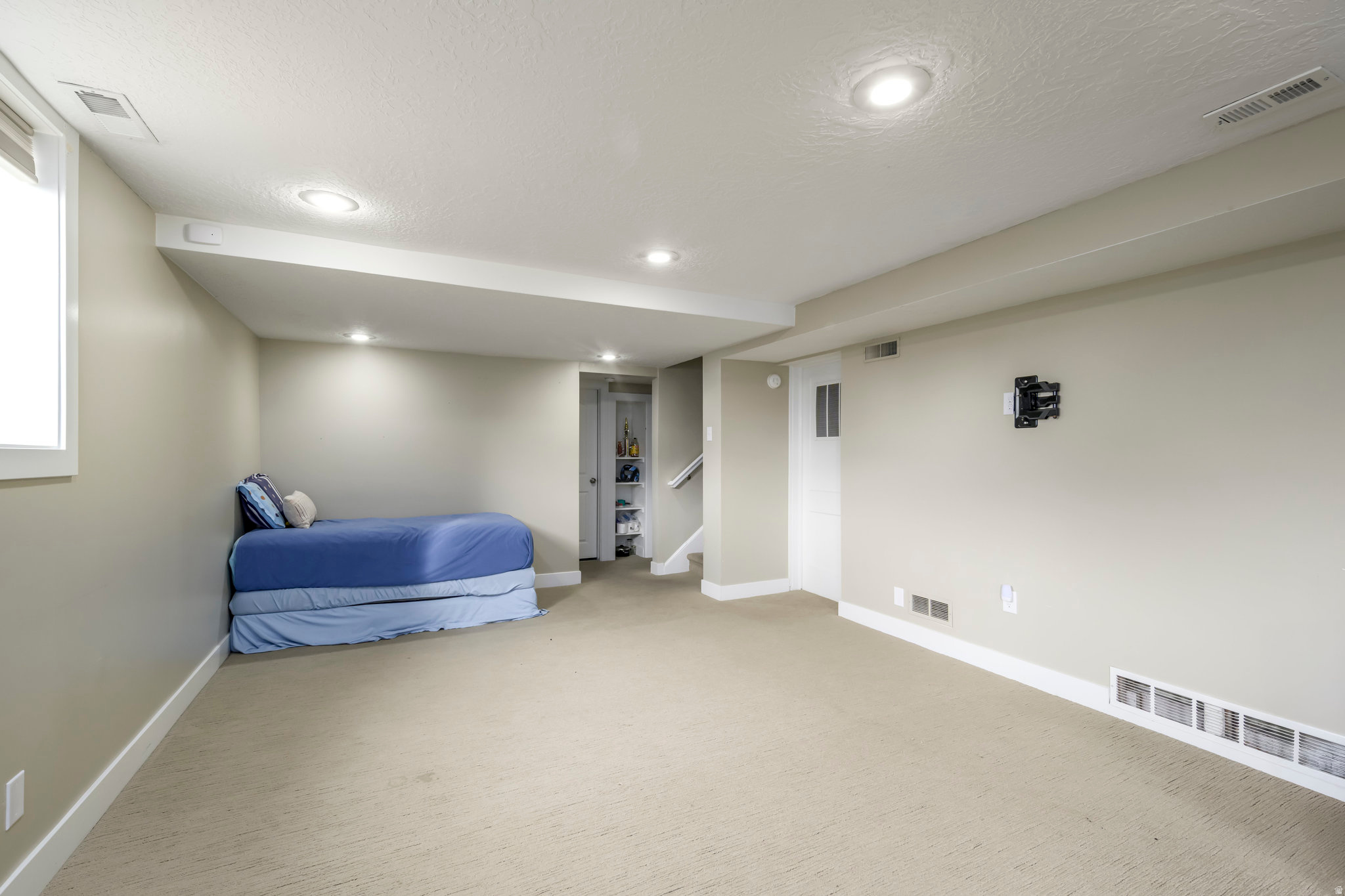 ARLINGTON HEIGHTS - Residential