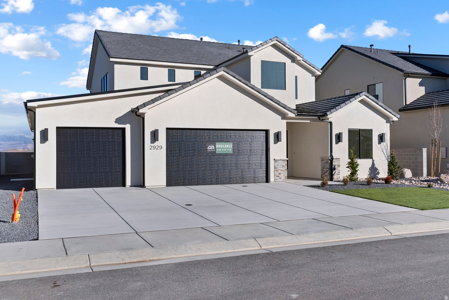 DESERT HORIZON - Residential