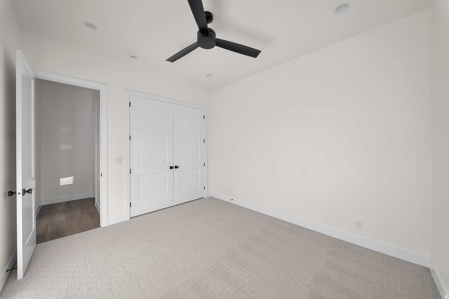 DESERT HORIZON - Residential