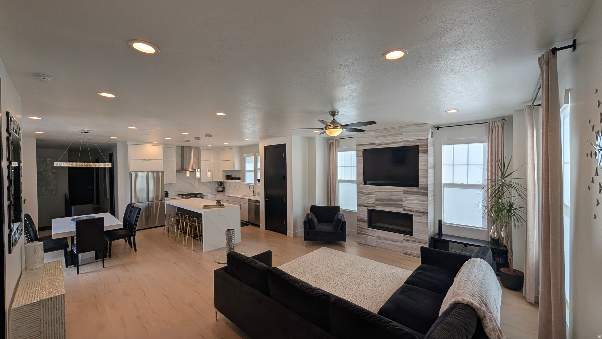 HILL FARMS - Residential