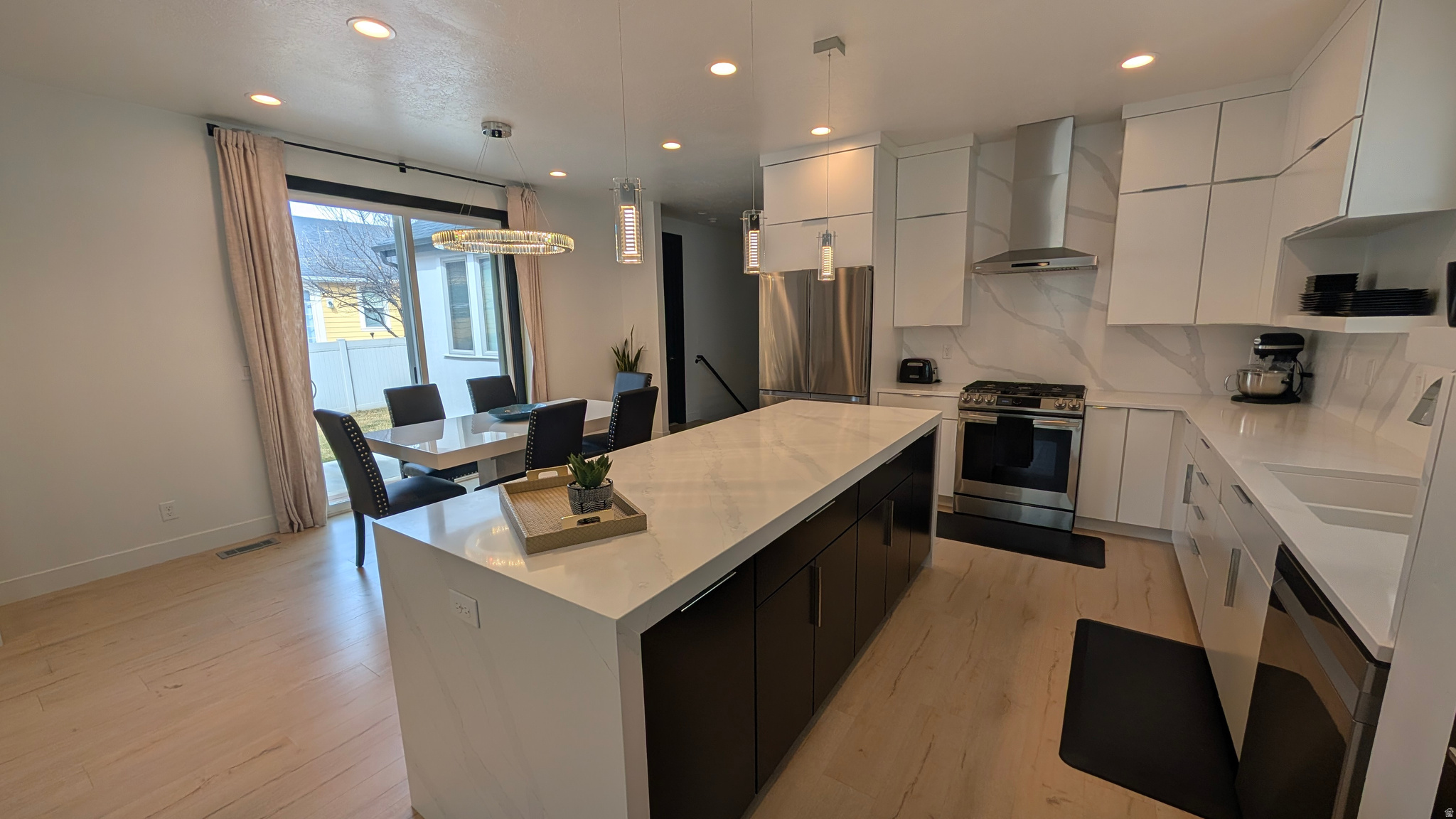 HILL FARMS - Residential