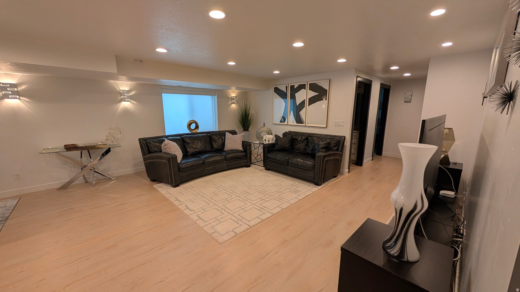 HILL FARMS - Residential