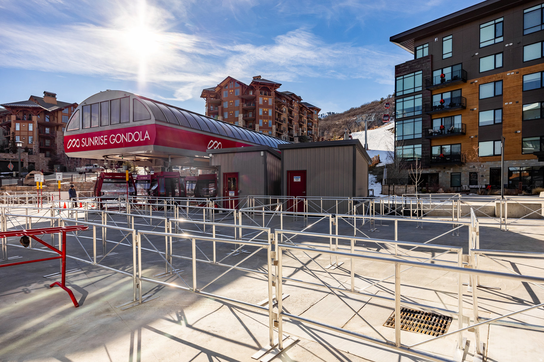 LIFT CONDOS - Residential