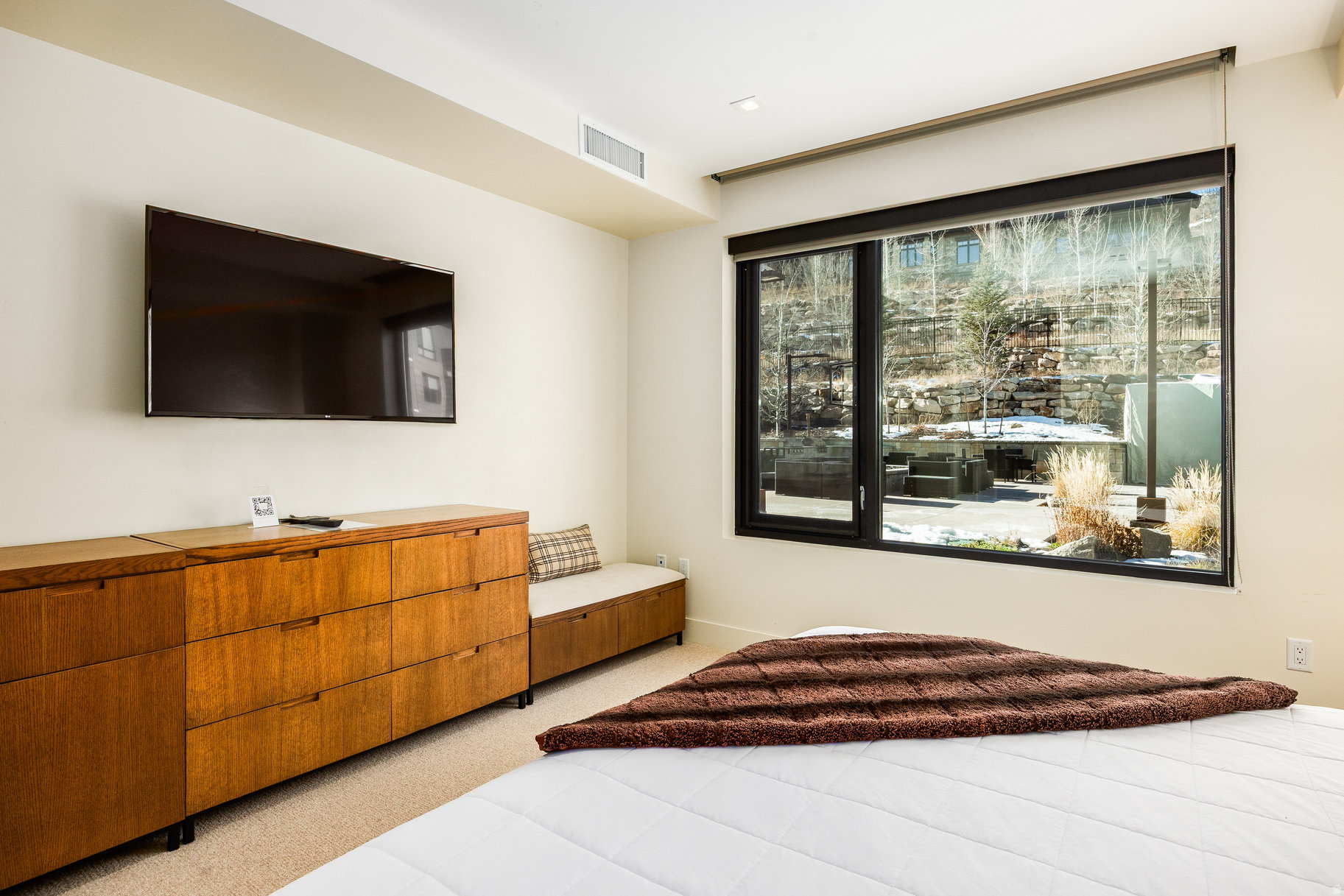 LIFT CONDOS - Residential