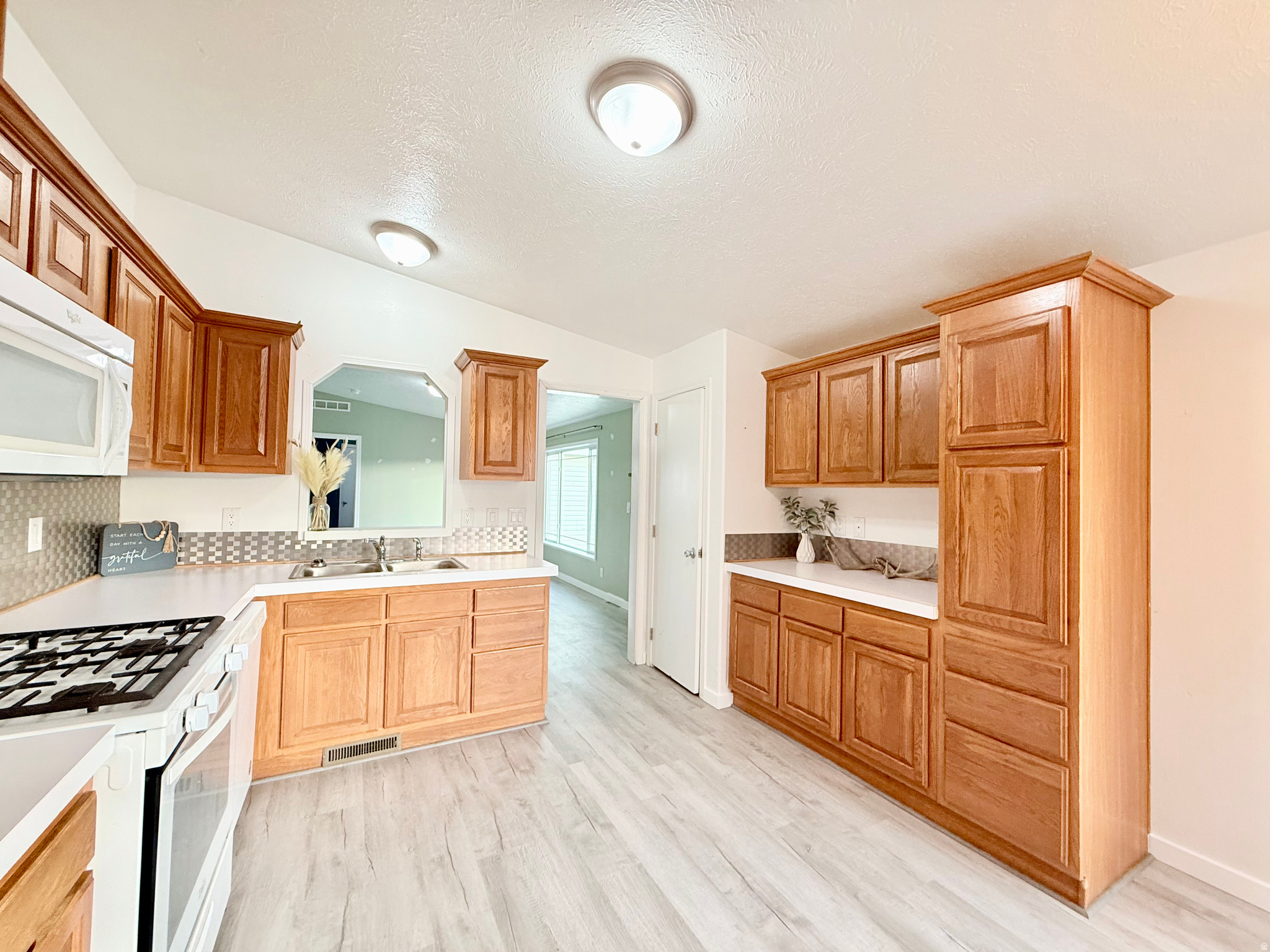 SUNBURST TERRACE PLANNED UNIT DEVELOPMEN - Residential