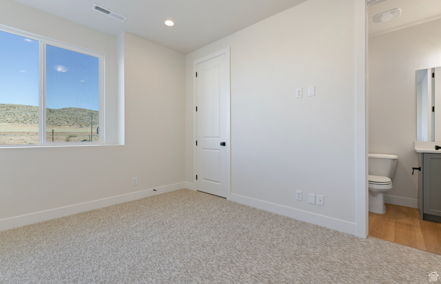 ATKINVILLE TOWNHOMES AT DESERT COLOR - Residential