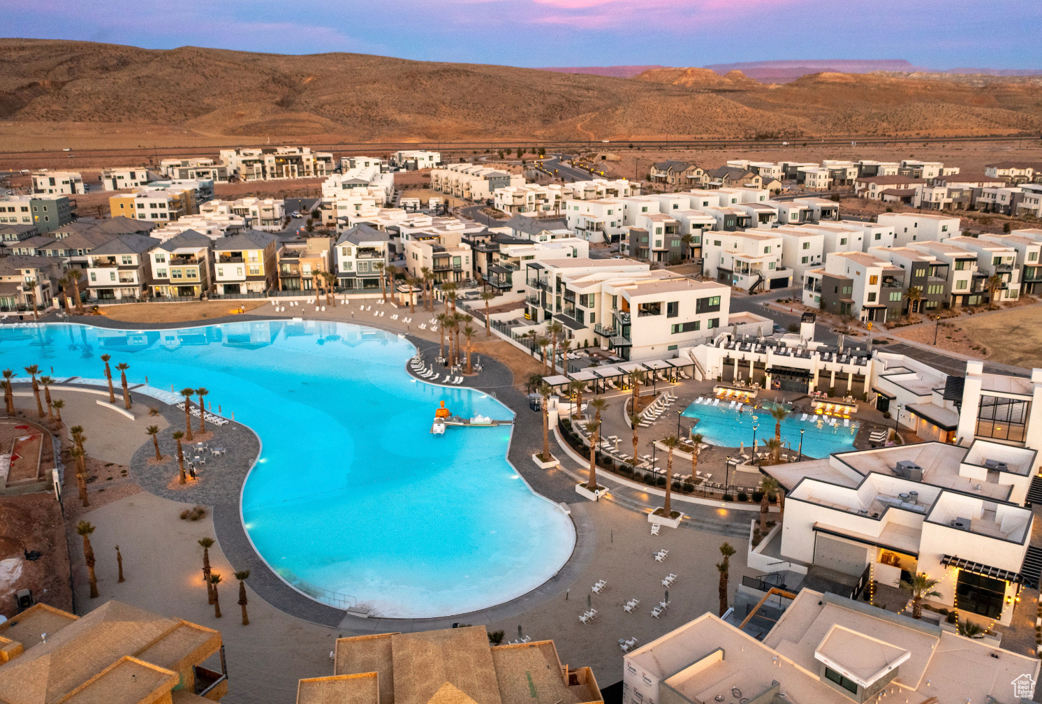 ATKINVILLE TOWNHOMES AT DESERT COLOR - Residential