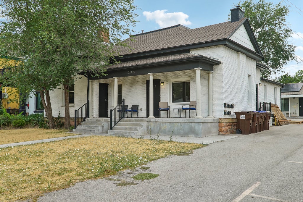 Photo of 235 W 400 N, Salt Lake City, UT 84103 (MLS # 2176148)