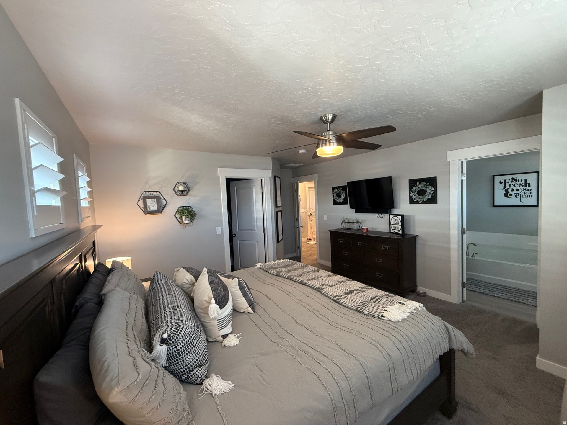 SCENIC MOUNTAIN - Residential