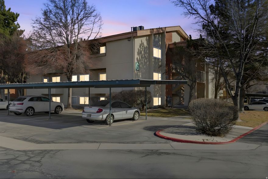 This top-floor condo is the most affordable in the community and is located right by Redwood Road. It has also been recently painted.  The community provides a playground, swimming pool, fitness room. and clubhouse. Buyer is advised to obtain an independent square footage measurement.