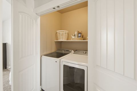 Tiny photo for 1711 E SHADOW DR, Eagle Mountain, UT 84005 (MLS # 2145040)