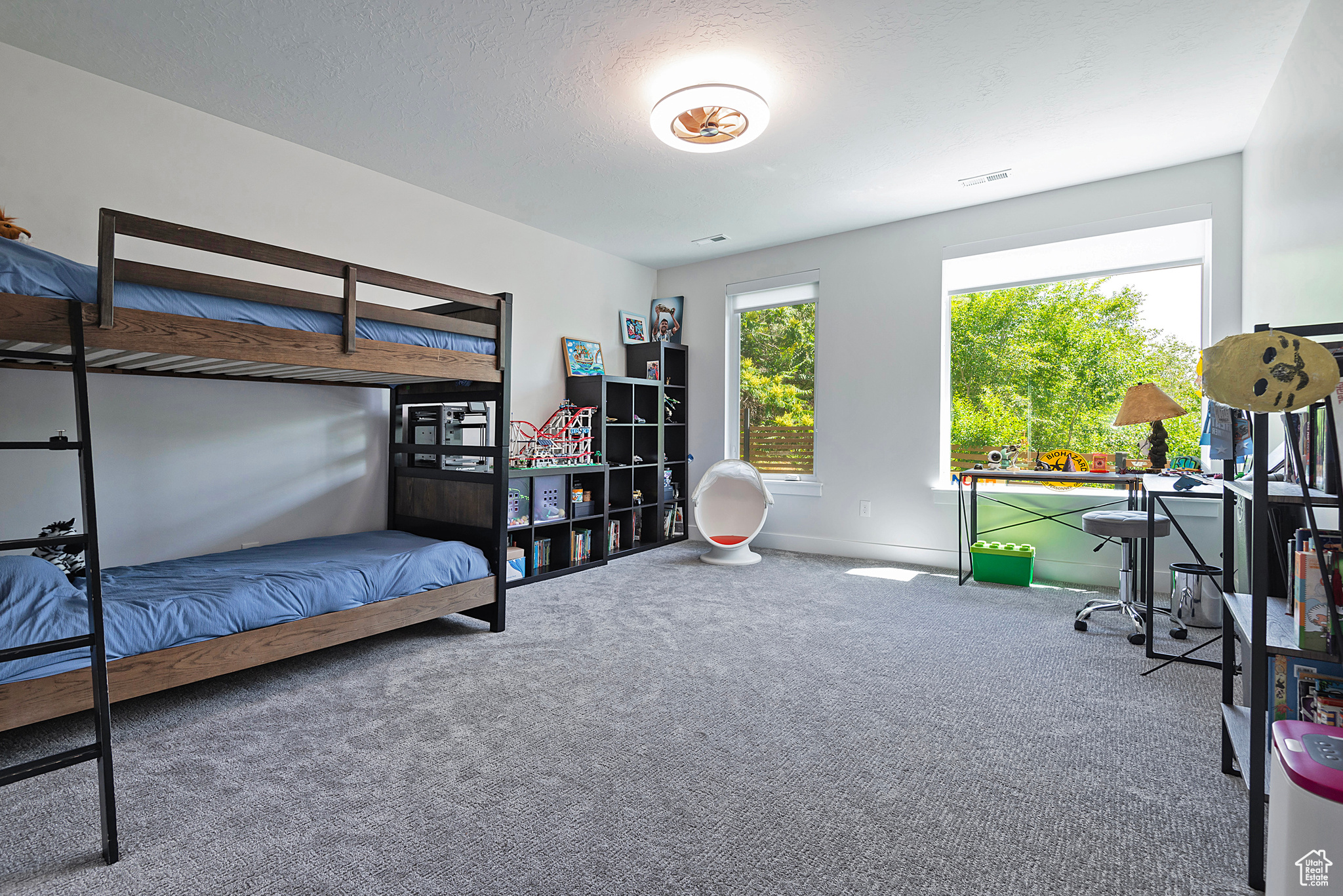 COLUMBUS COURT - Residential