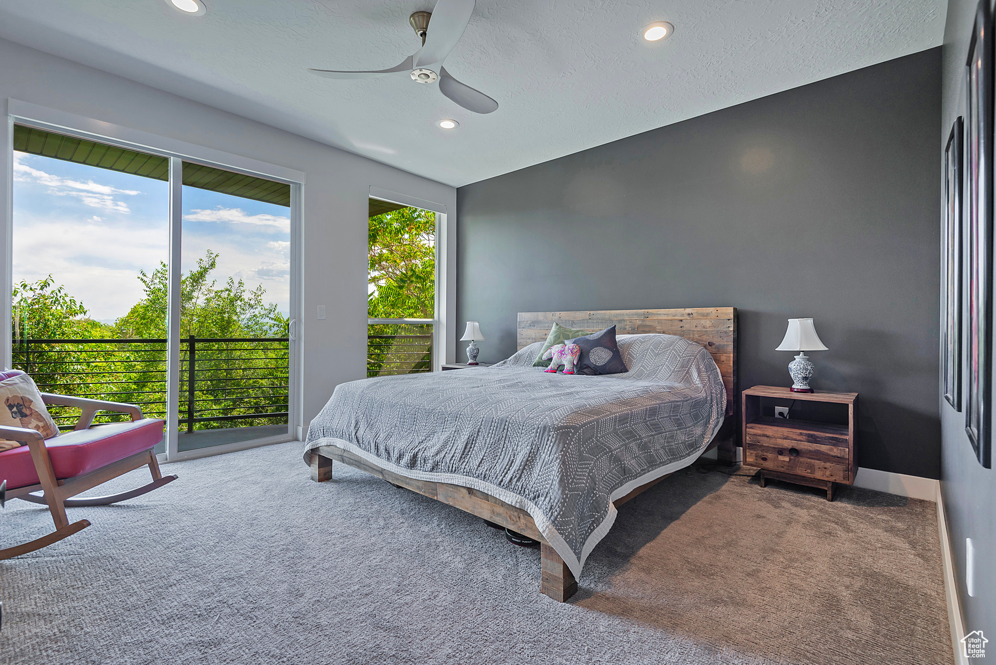 COLUMBUS COURT - Residential