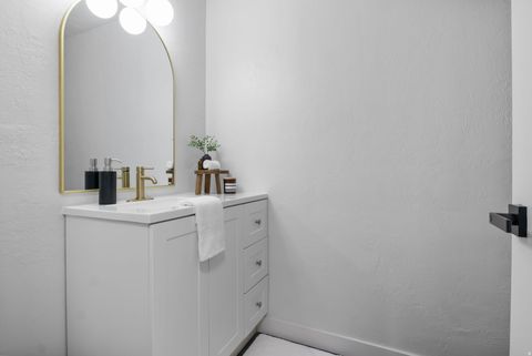 Tiny photo for 2945 S WENDY CIR W, West Valley City, UT 84120 (MLS # 2125670)