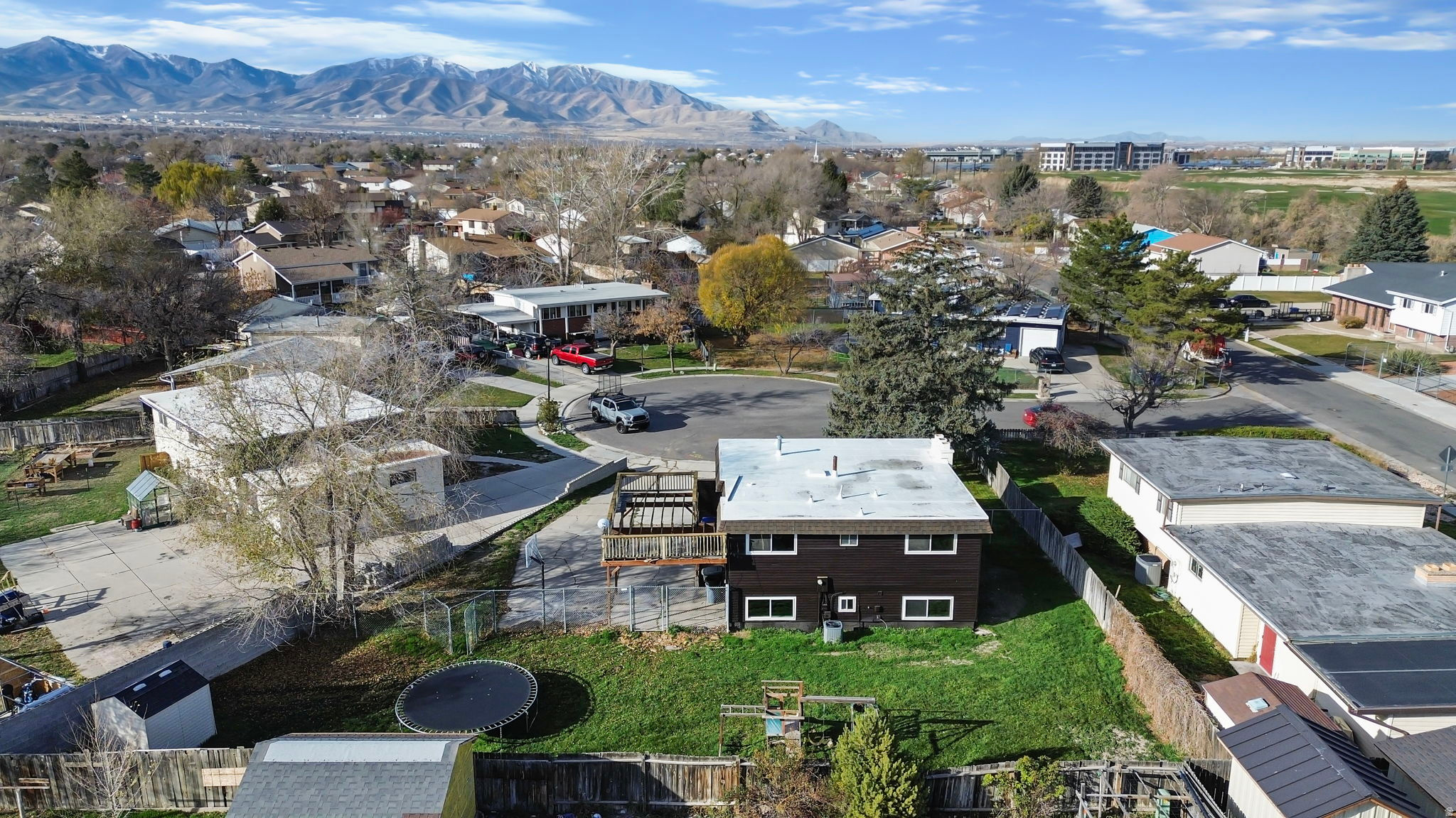 VALLEY DOWNS - Residential