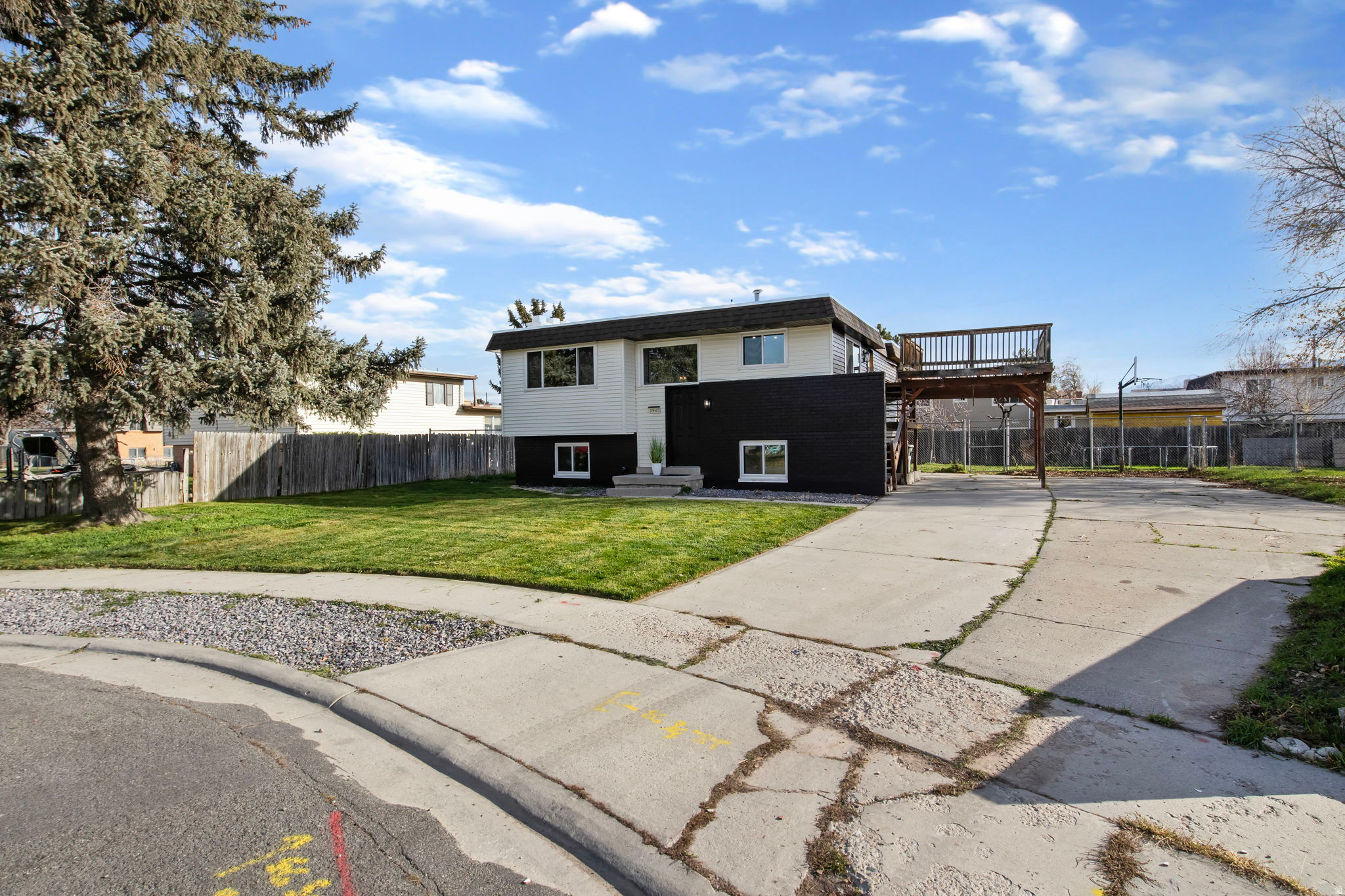 VALLEY DOWNS - Residential