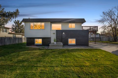 Photo of 2945 S WENDY CIR W, West Valley City, UT 84120 (MLS # 2125670)