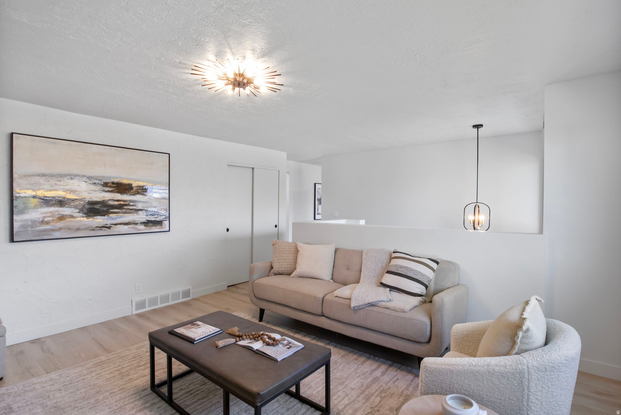 VALLEY DOWNS - Residential