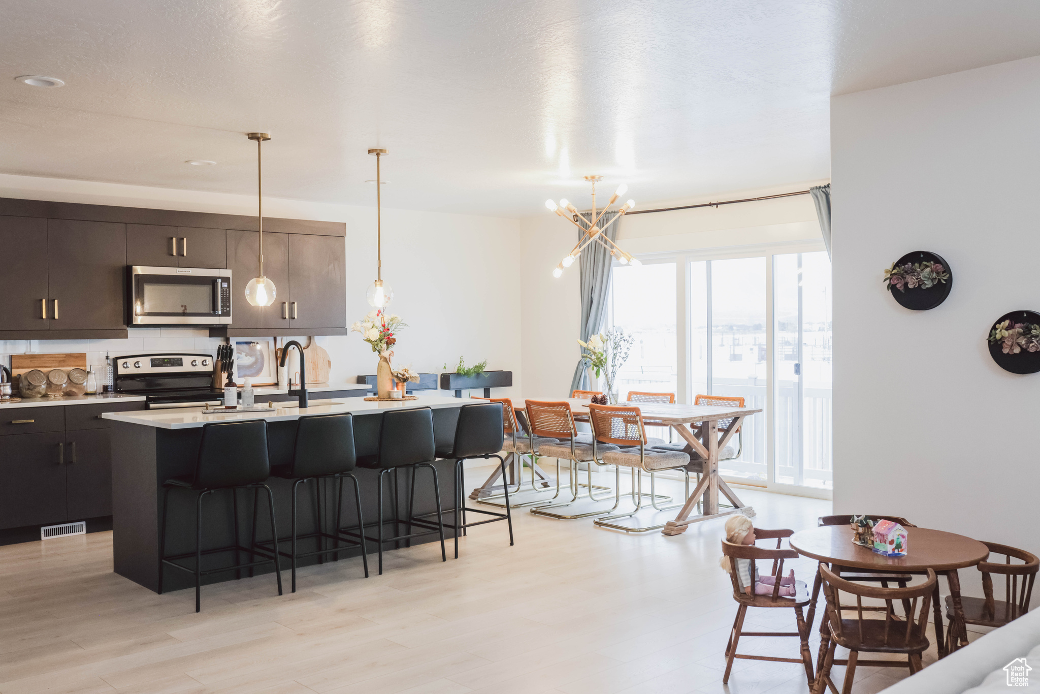 BRANDON PARK - Residential