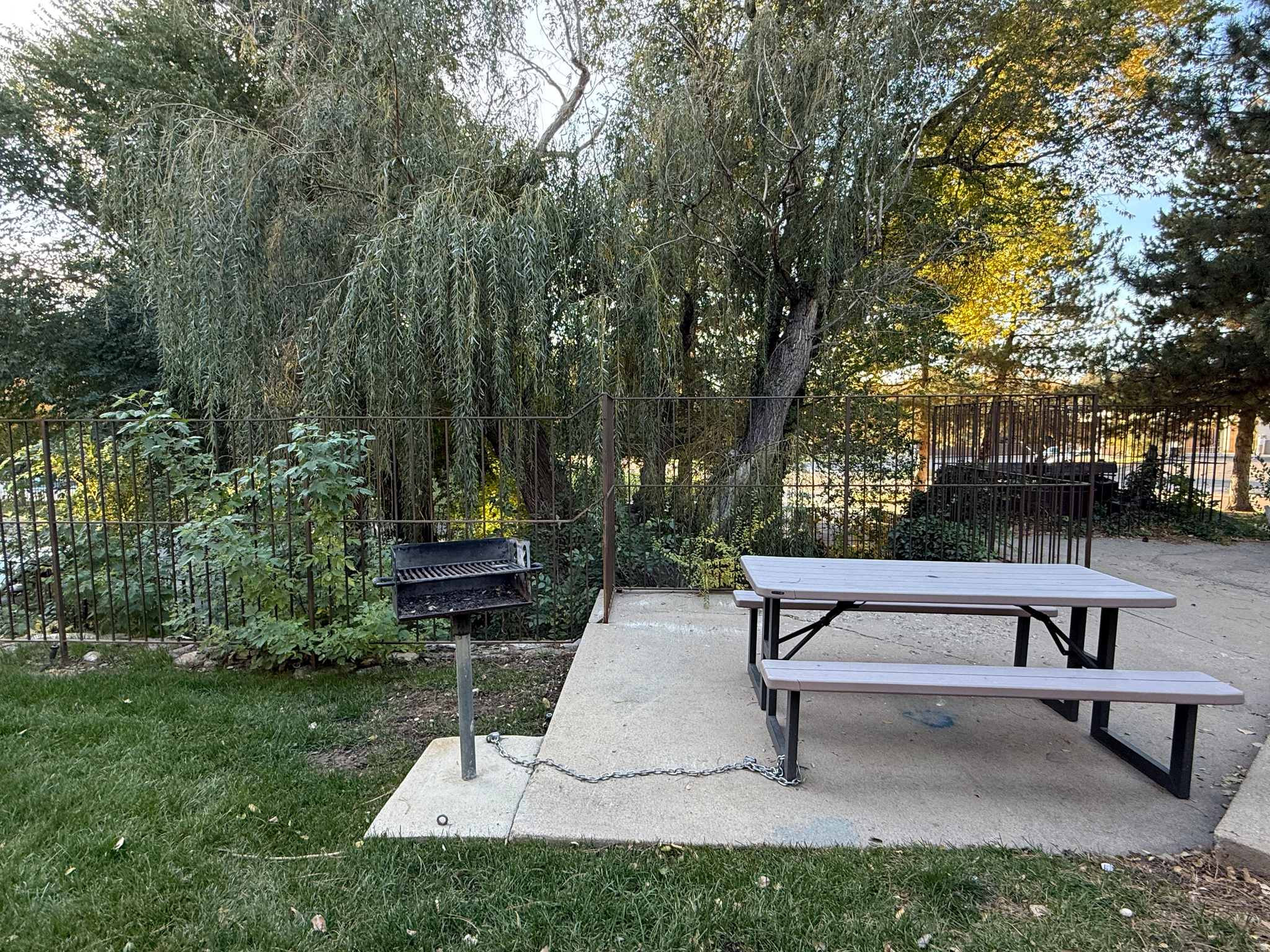 MILLSTONE MANOR - Residential