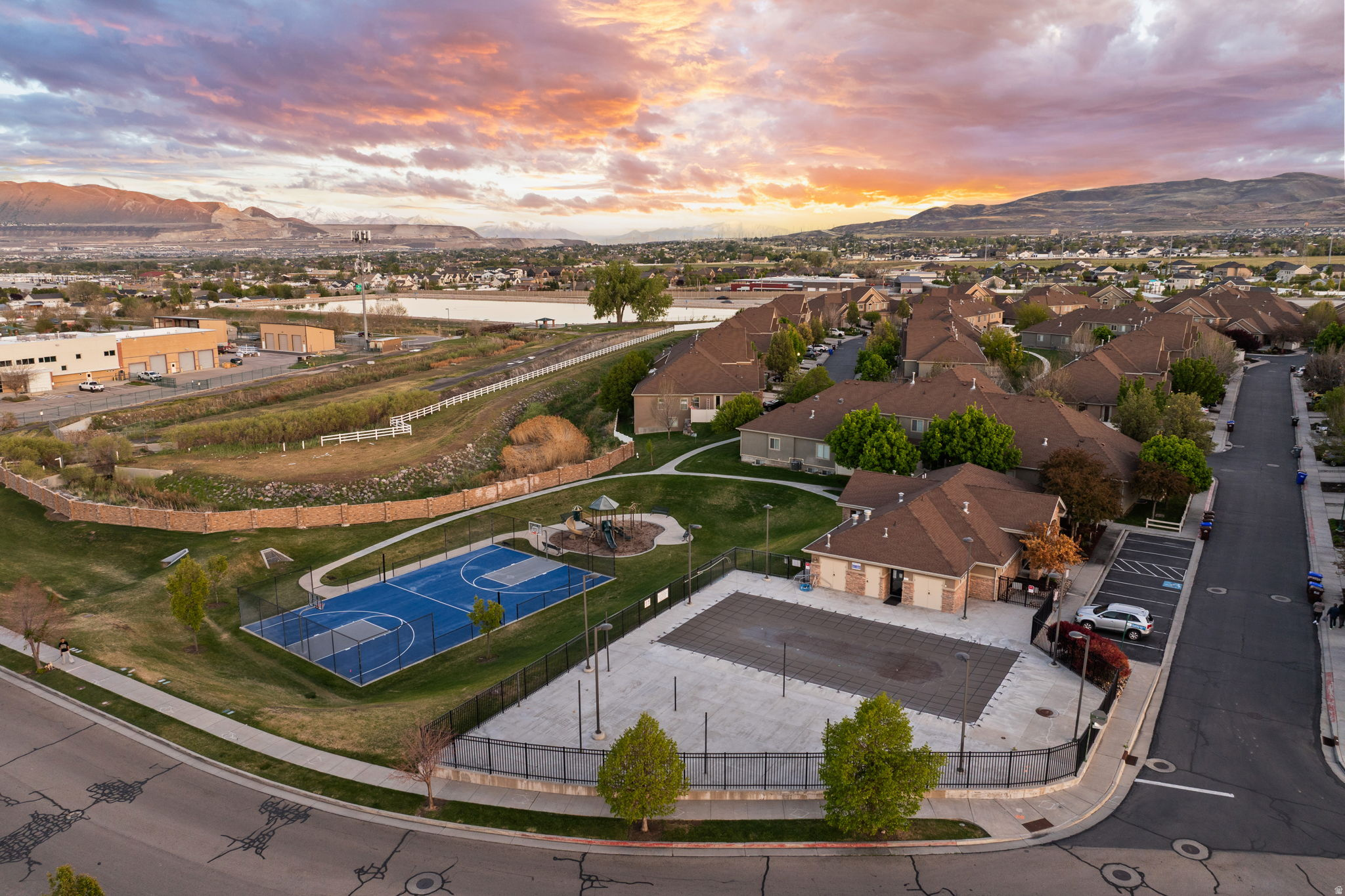 ROSE CREEK CROSSING - Residential