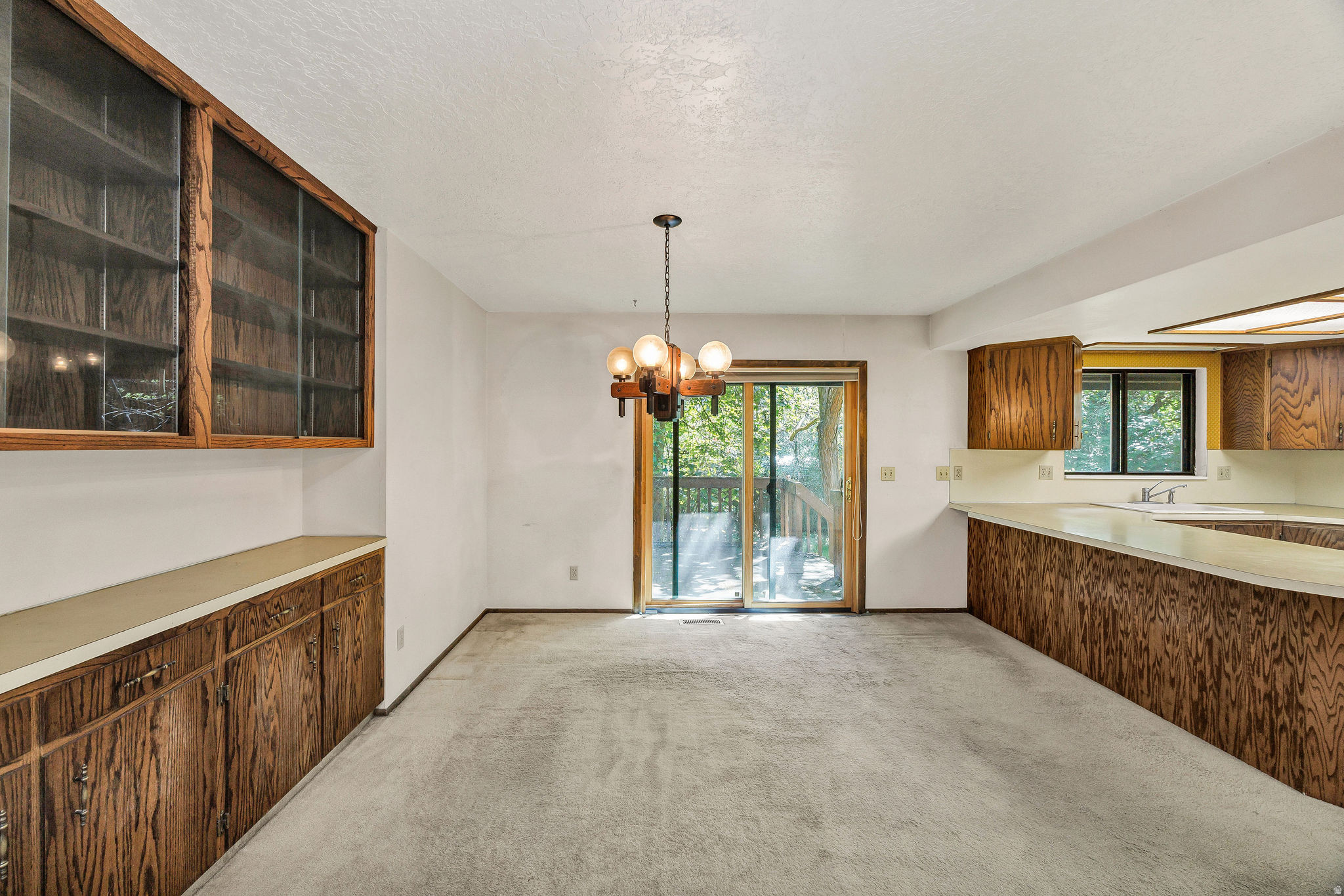 MOUNT LOGAN - Residential