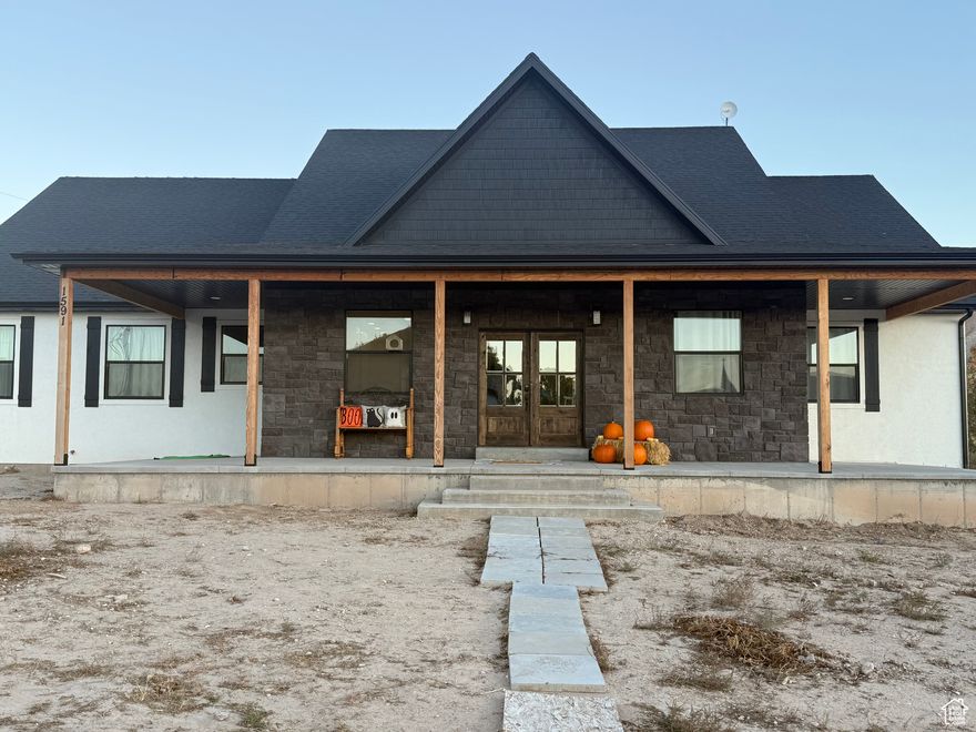 Welcome to this beautiful new single-level house that blends comfort and style. Featuring 4 bedrooms and 2.5 baths, the open-concept layout is perfect for gathering. You'll love the vaulted ceilings that make the living space feel bright and airy, and the spacious kitchen with a large butler's pantry for extra storage. The master suite offers convenience with a walk-in closet that connects right to the laundry room. Every detail was designed to make daily life easier!