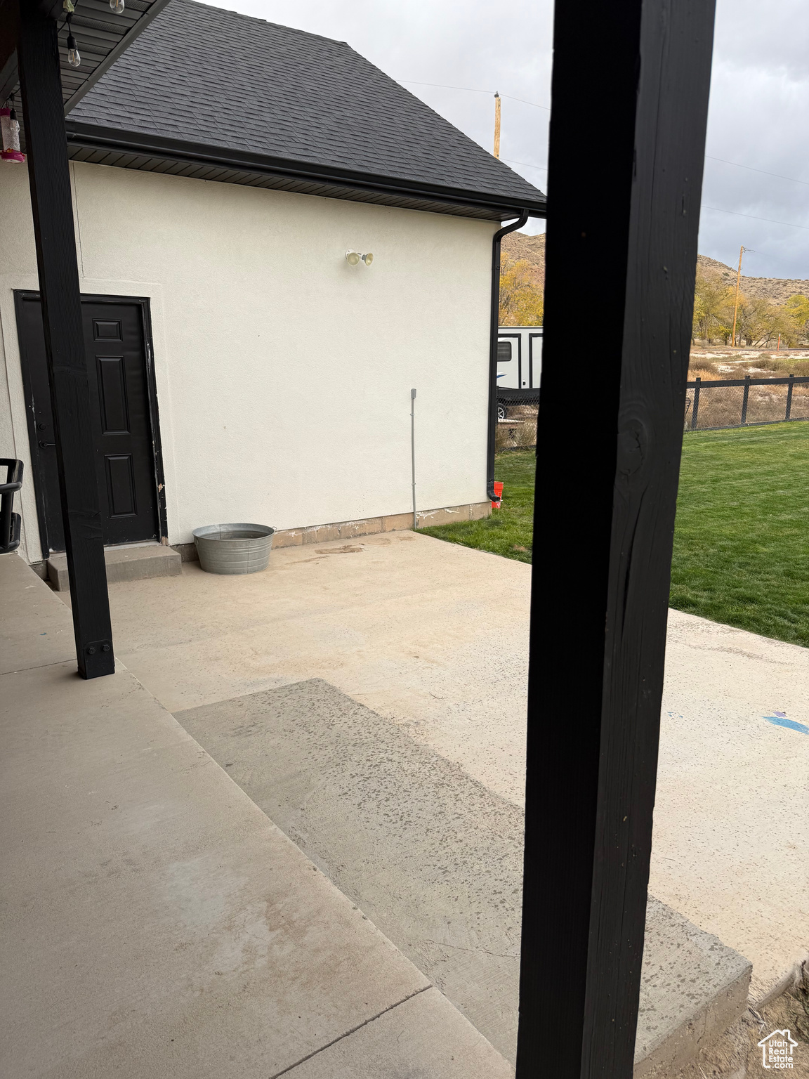 RIVER ROCK - Residential