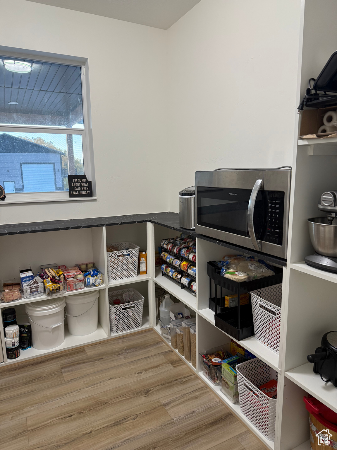 RIVER ROCK - Residential