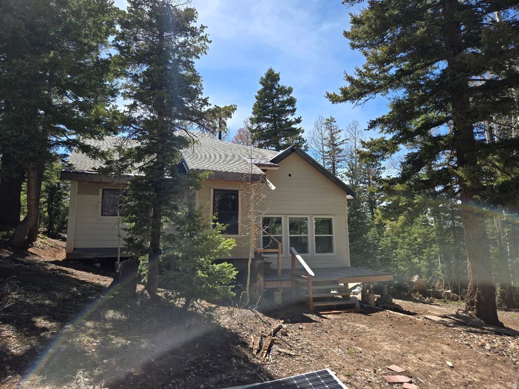 Photo of 5825 W ZION VISTA RD, Duck Creek Village, UT 84762 (MLS # 2155398)