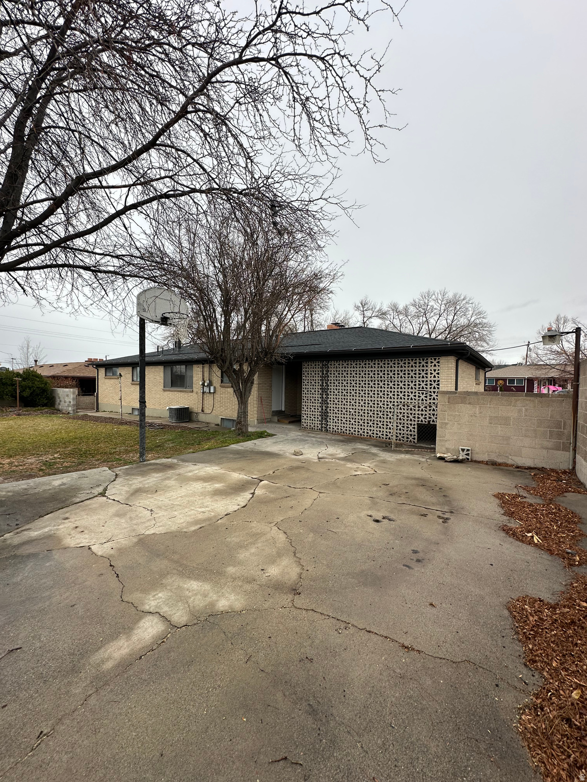 PLEASANT GRE - Residential