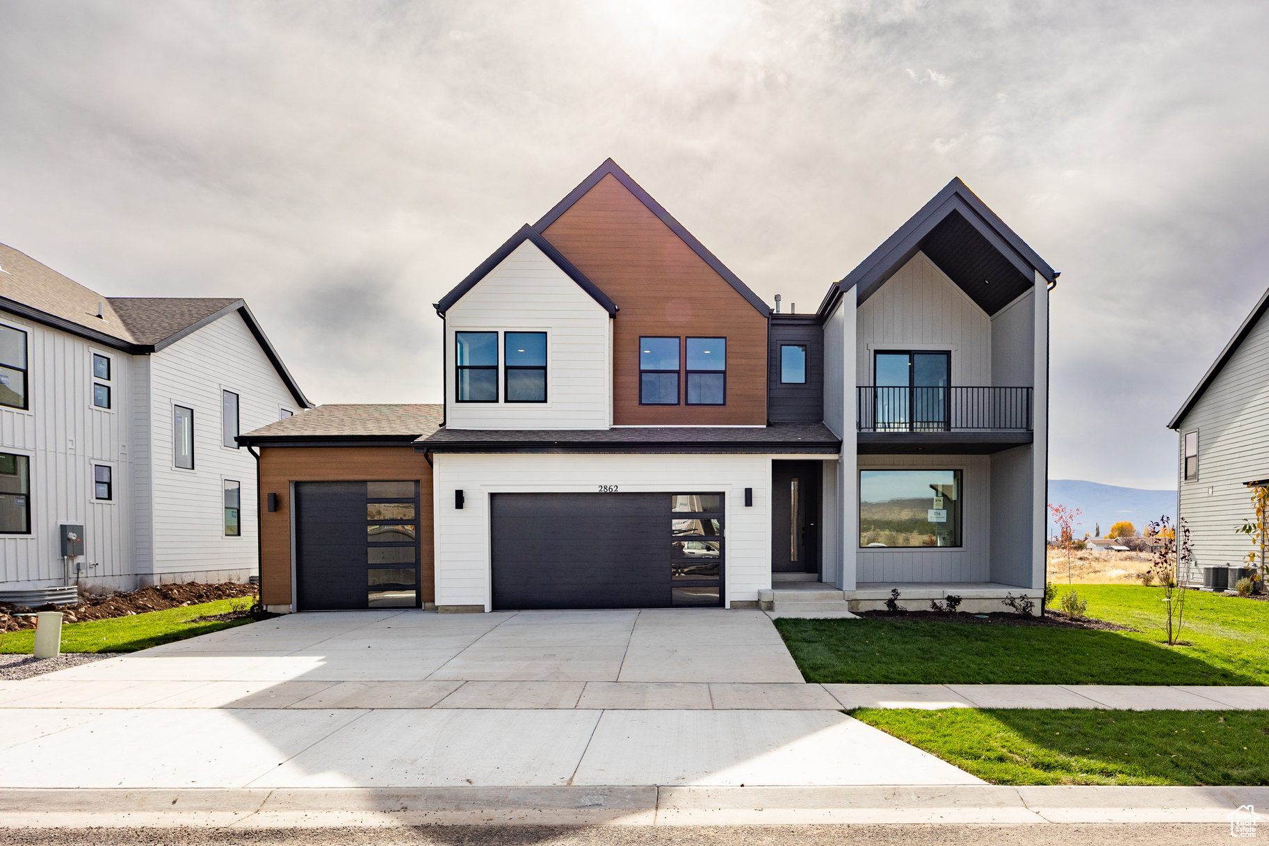 THE CROSSING - Residential