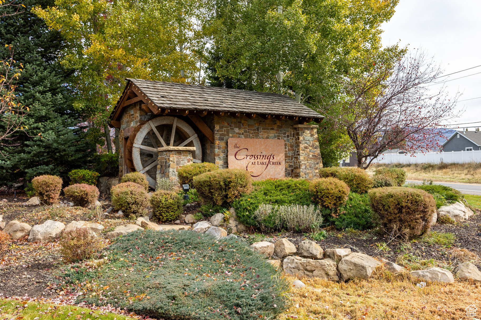 THE CROSSING - Residential