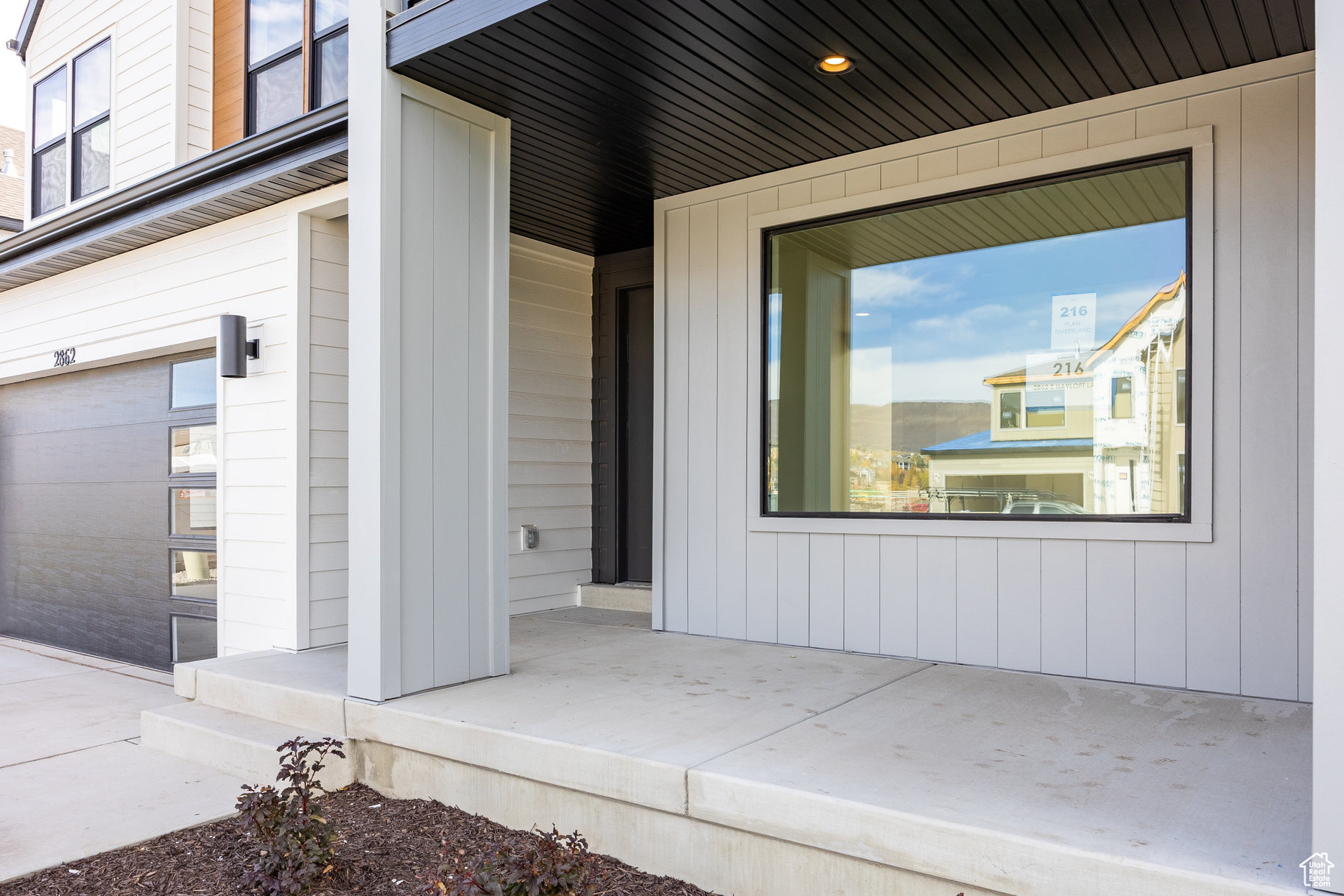 THE CROSSING - Residential