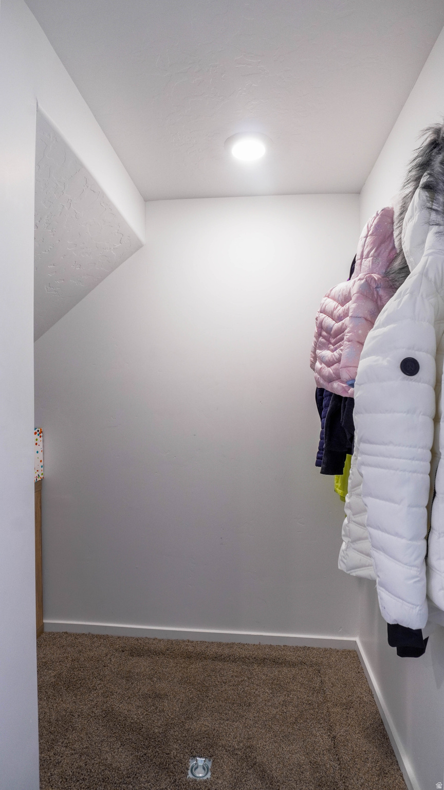 QUIET VALLEY - Residential