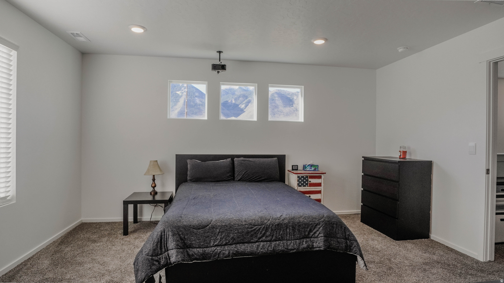 QUIET VALLEY - Residential