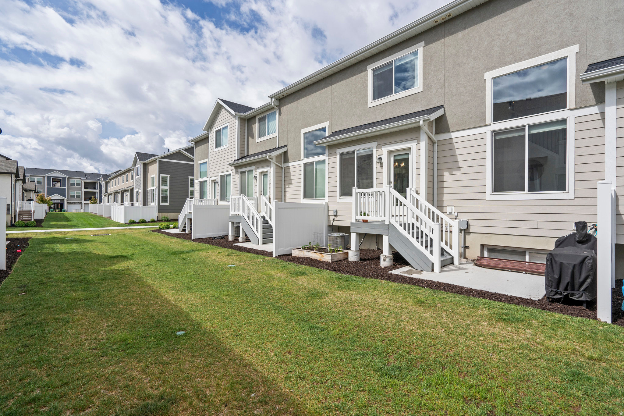 THE EXCHANGE II - Residential